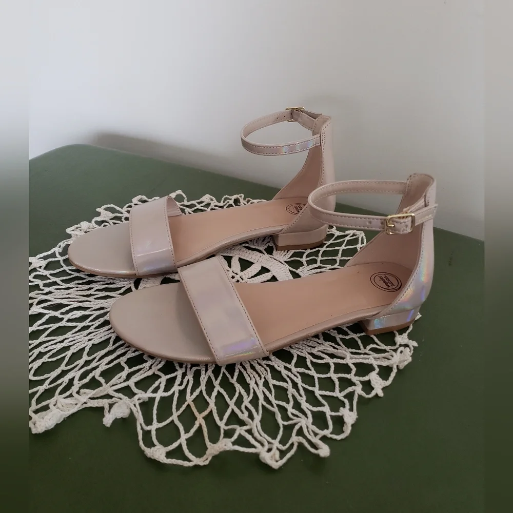 Elegant Beige Champange Rainbow Iridescent Ankle Strap Sandals Girls 5